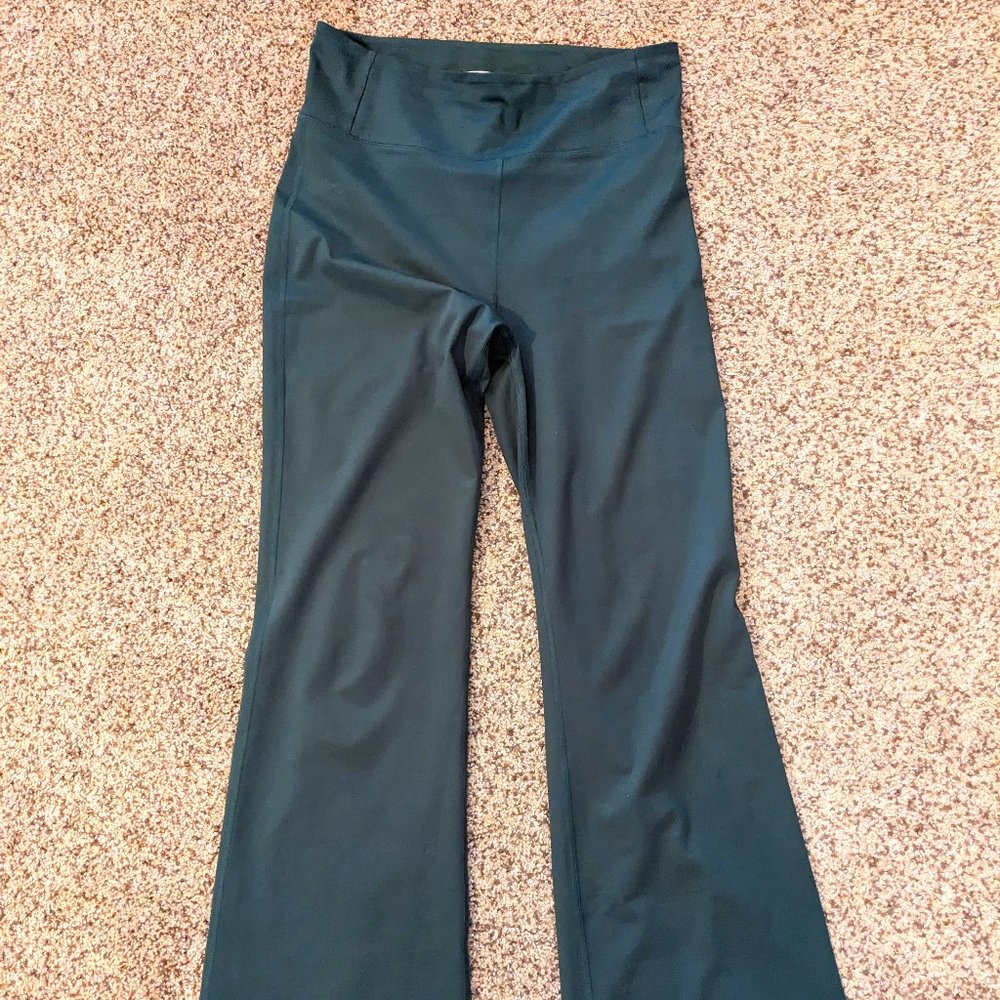 Girlfriend Collective Compression Flare Leggings - XL, Dark Green